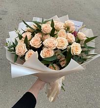 Букет Кремовые розы Латте в Бабаево