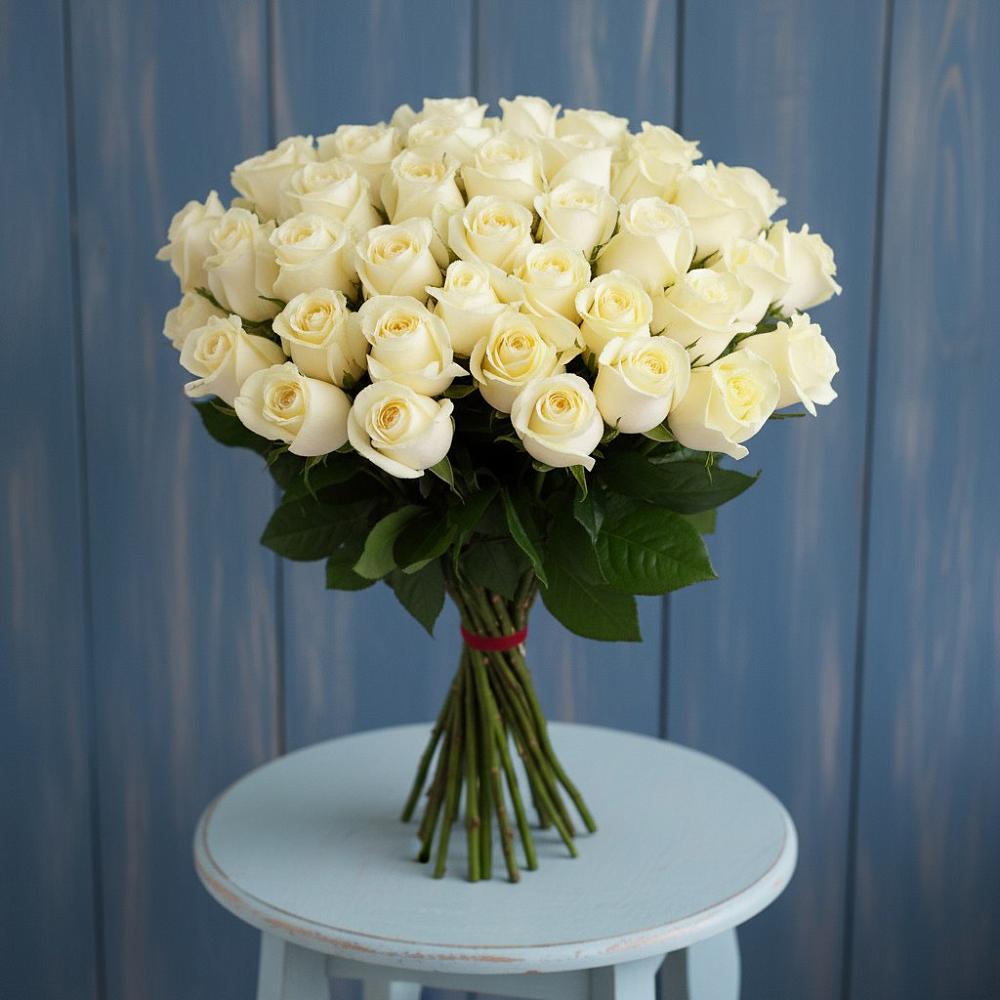 Букет 51 Белая роза Эдлесс Лав в Бабаево
