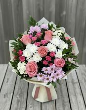 Букет цветов из:  Альстромерии, Гвоздики, Розы и Хризантемы в Бабаево