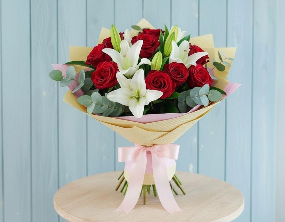 Букет цветов из: Лилии и Розы в Бабаево